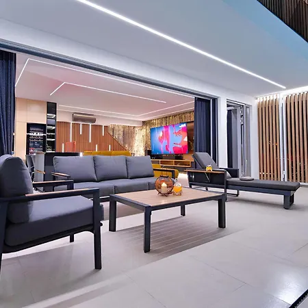Timm - Luxury Villa *